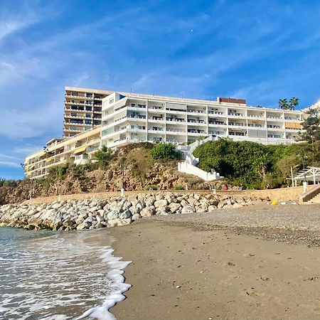 Apartamentos Turisticos Castillo Del Vigia 토레몰리노스 외부 사진